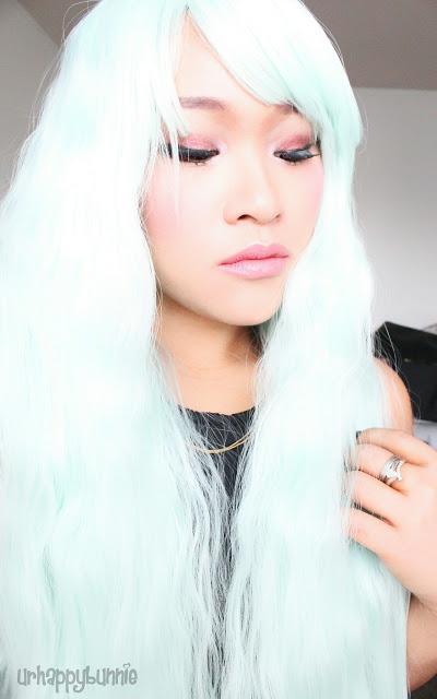 Wigaholics Baby Green Long Wavy Wig Review