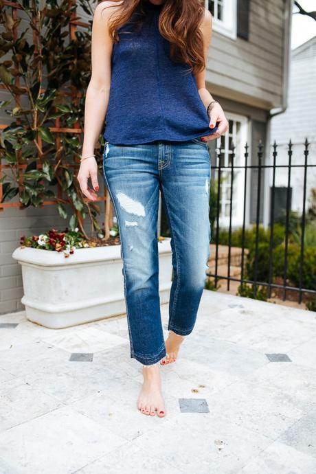 Down Time Dallas blogger Amy Havins wears 7 For All Mankind Jeans.