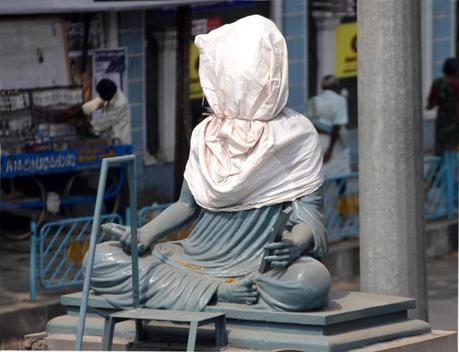 politics of statue ~ Thiruvalluvar in news !