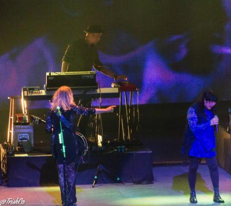 Heart - Ann and Nancy Wilson Sony Centre Toronto 2016