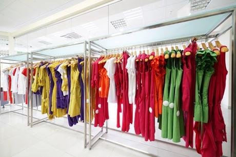 The 5 Questions to Ask Yourself Before Buying Anything The 5 Questions to Ask Yourself Before Buying Anything