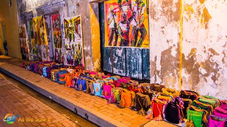 Wayuu bags for sale on the street of Cartagena