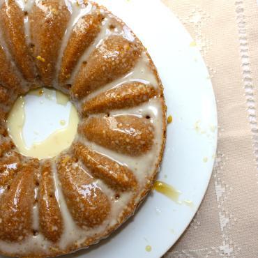 Whole Wheat Lemon and Sage Honey Cake Whole Wheat Lemon and Sage Honey Cake