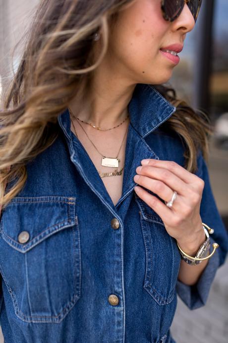 how to wear a denim jumpsuit, how to layer delicate necklaces