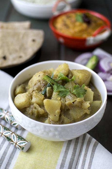 Spicy Potato curry with Yogurt