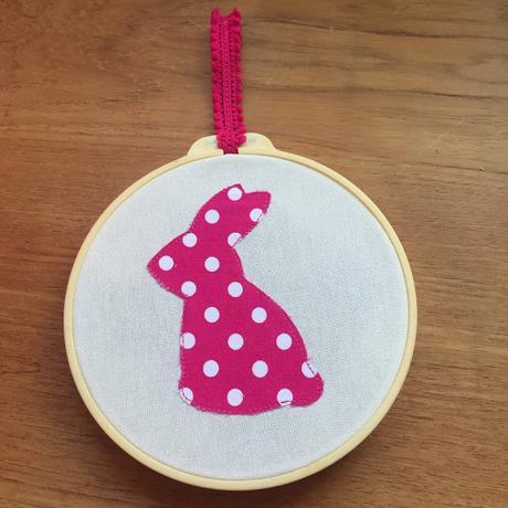 Easy Hoop Art Easter Crafting