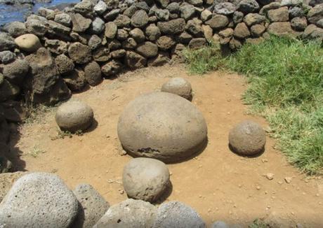 Ahu Te Pito Kura, Easter Island