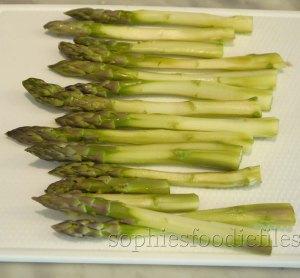 Vegan, Gluten-Free creamy green asparagus pasta!