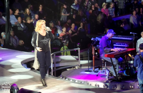 Trisha Yearwood Hamilton Stage Walk