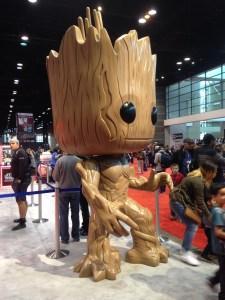 C2E2 – Chicago’s Comic and Entertainment Expo 2016 Giant Baby Groot C2e2