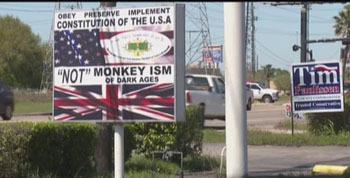 Muslim Dairy Queen owner installs signs comparing Hindus to monkeys