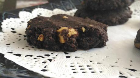 Ragi Cookies Ebony and Ivory -Chocolate and White Chocolate Chip cookies