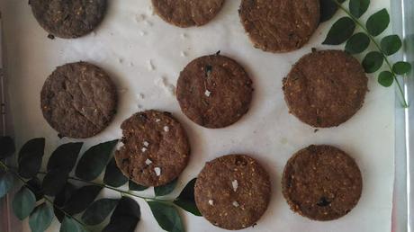 Ragi and Whole Wheat Savory Biscuits with Curry Patta and Sesame Seeds