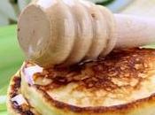 Paleo Breakfast: Coconut Vanilla Pancakes