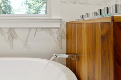 Contemporary Bathroom Design WIth Marble & Wood Finishes