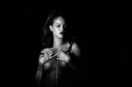 Rihanna Announces Kiss It Better Music Video