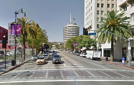 Los Angeles Marathon course - view of Capitol Records Building from Hollywood & Vine