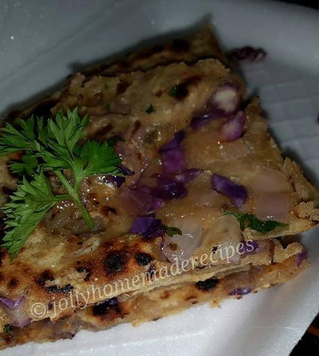 Purple Cabbage Paratha Recipe, How to make Healthy Purple Cabbage Paratha