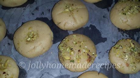 Nankhatai Recipe, How to make Nankhatai Recipe | Eggless Indian Shortbread Cookies