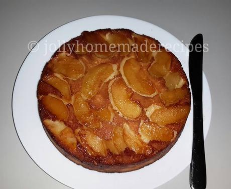 Apple-Cinnamon Upside-Down Cake | Apple Upside-Down Cake Recipe