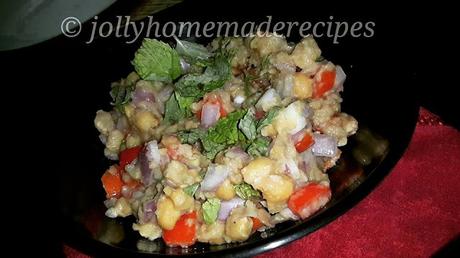 Healthy Chickpeas Salad Recipe | Salad Recipes