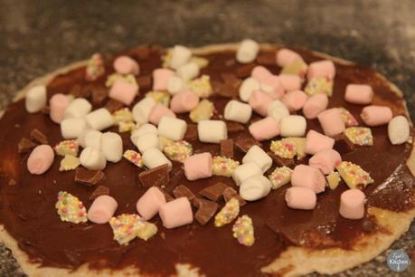 Pizza Dessert Roll Up Pizza Dessert Roll Up