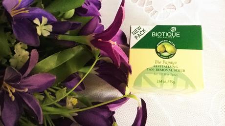 Biotique Bio Papaya Revitalizing Tan-Removal Scrub Review