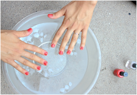 Use cold water to instantly dry your nail polish