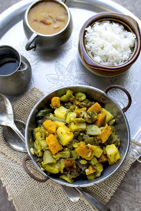 Bengali Mixed Vegetable Curry