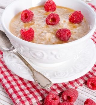 paleo breakfast vanilla oatmeal featured image