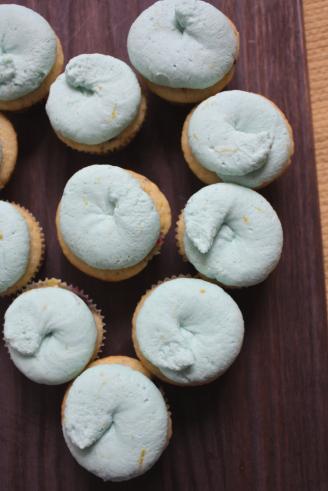 Blueberry Lemon Cupcakes with Lemon Curd + Lemon Mascarpone Frosting