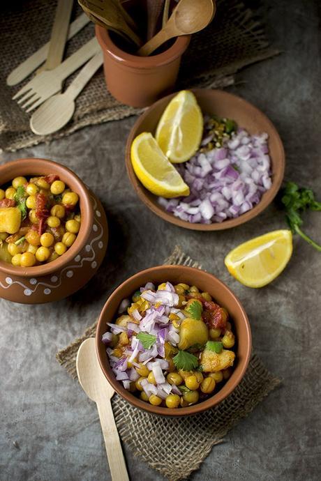 Bengali Street food with Dried Peas