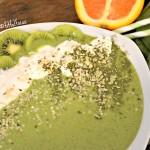 Green Smoothies – 3 Ways: Orange Matcha Smoothie Bowl