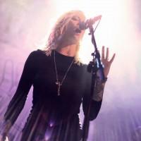 26018280560_37b0413162_b