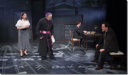 Review: The Life of Galileo (Remy Bumppo Theatre)