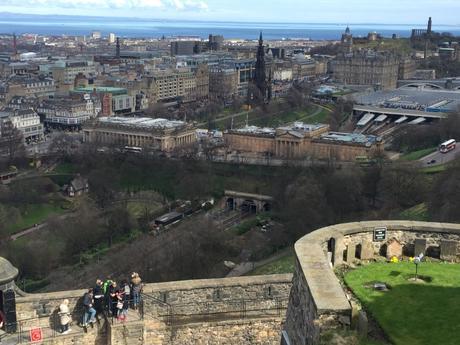 Take stunning pictures of Edinburgh from the top of Edinburgh Castle