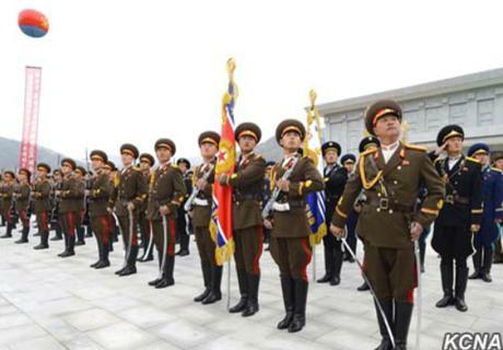 A KPA honor guard at the statue unveiling ceremony at Kunja-ri Revolutionary Site (Photo: KCNA).