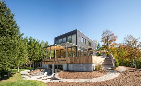 Quebec country house