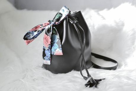 ACCESSORIZE WITH OH MY BAG HANDLE WRAPS!