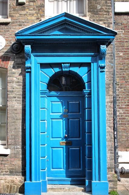 In & Around #London… the Doors of #Spitalfields #photoblog