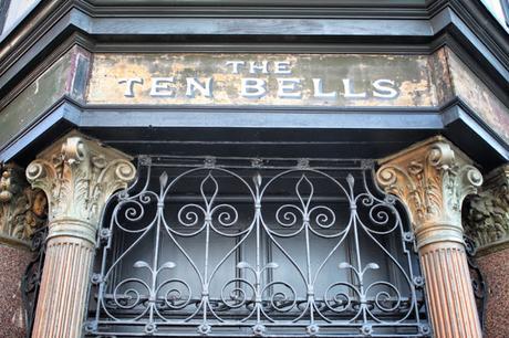 In & Around #London… the Doors of #Spitalfields #photoblog