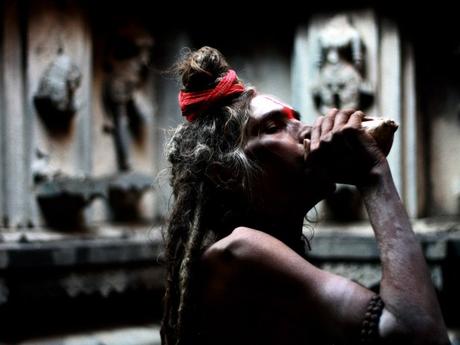 The devoted Sadhu purveyors