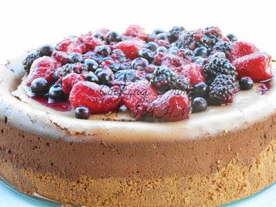 Dark Chocolate and Berry Cheesecake