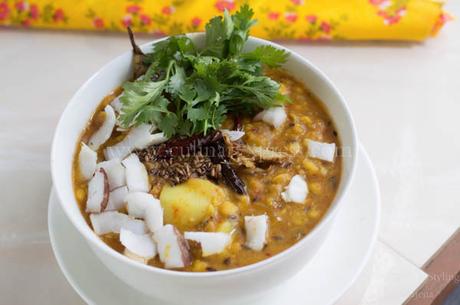 Buta Dali Aloo Kakharu Tarkari – Chana dal  with potato and pumpkin curry