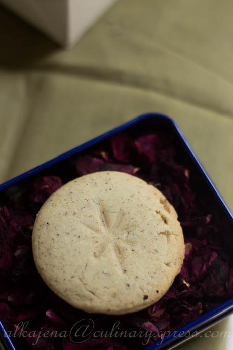Eggless Thandai Cookies recipe-  How to make Thandai Cookies for Holi