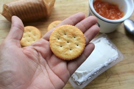 Apricot & Goat Cheese Bites