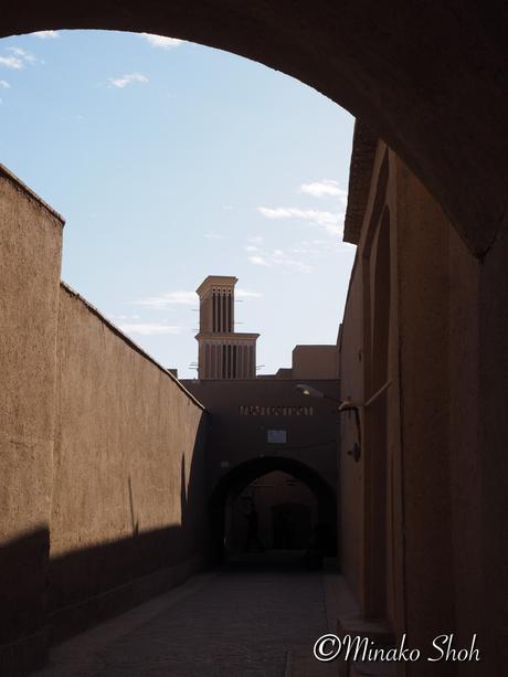 日干しレンガと風取り塔の旧市街、ヤズド/ Yazd, the city of windcatchers.