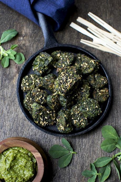 Gujarati Steamed Spinach Dumplings