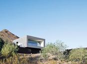 This House Doesn&#039;t Hold Back Embraces Desert