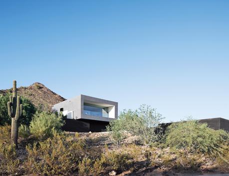 Geometric desert home in Phoenix.